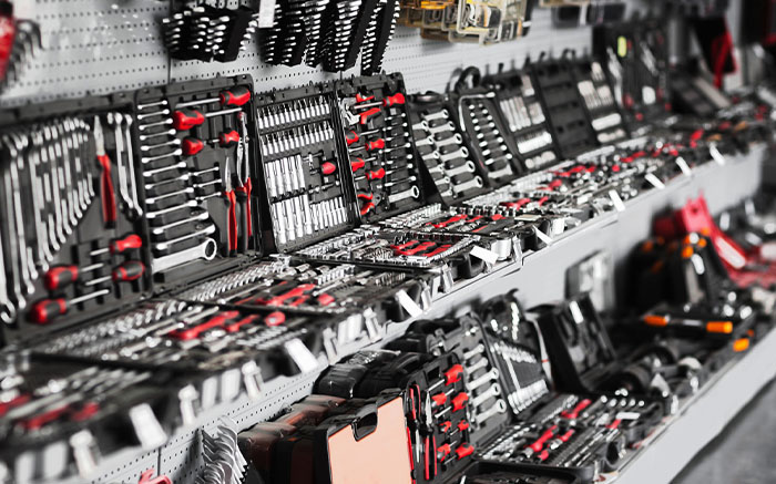 Solutions for the hardware industry